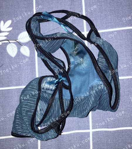 一条性感镂空透气款原味内裤的照片 - 缩略图