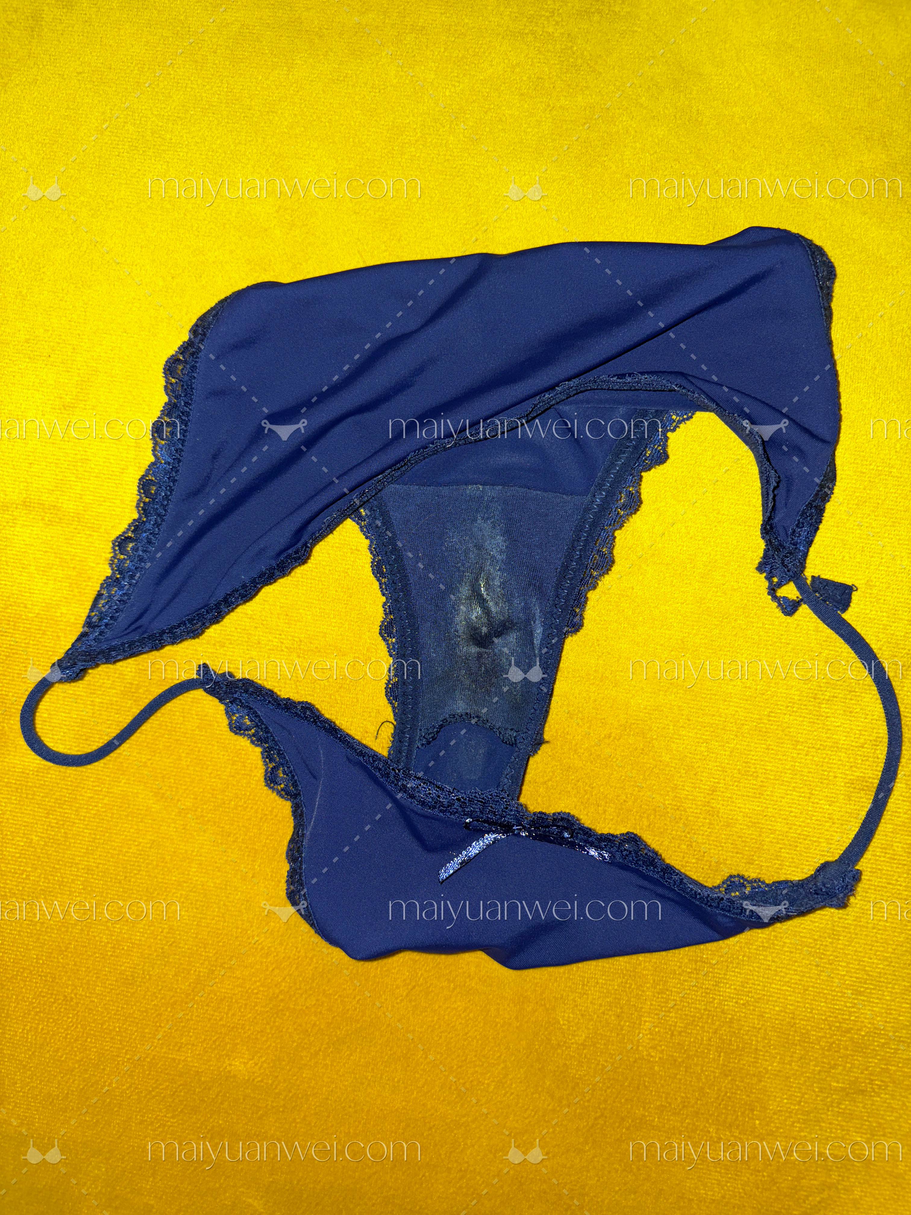 小姐姐的性感无痕蕾丝边原味内裤