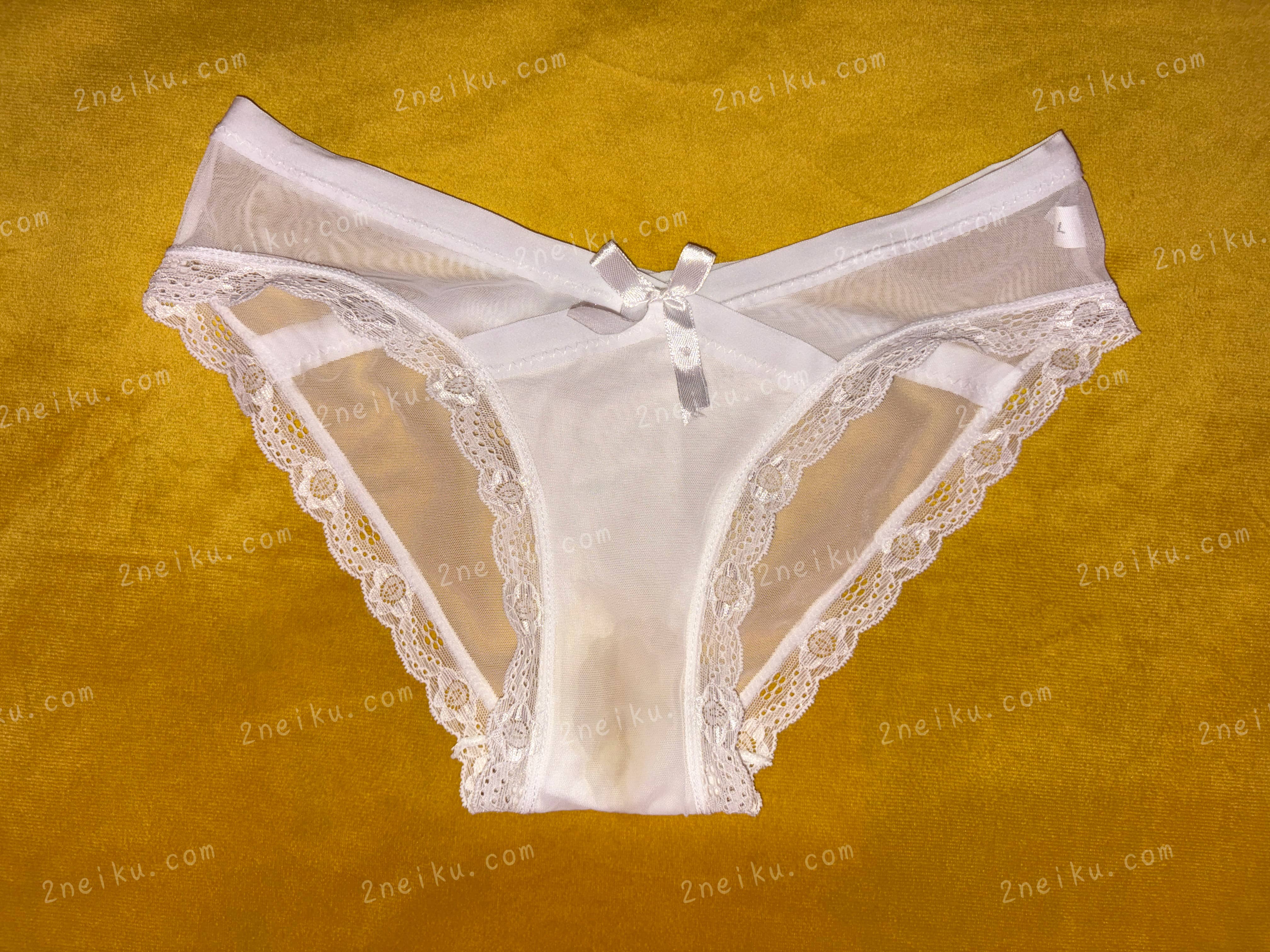 性感透视女士蕾丝二手内裤-平铺照片